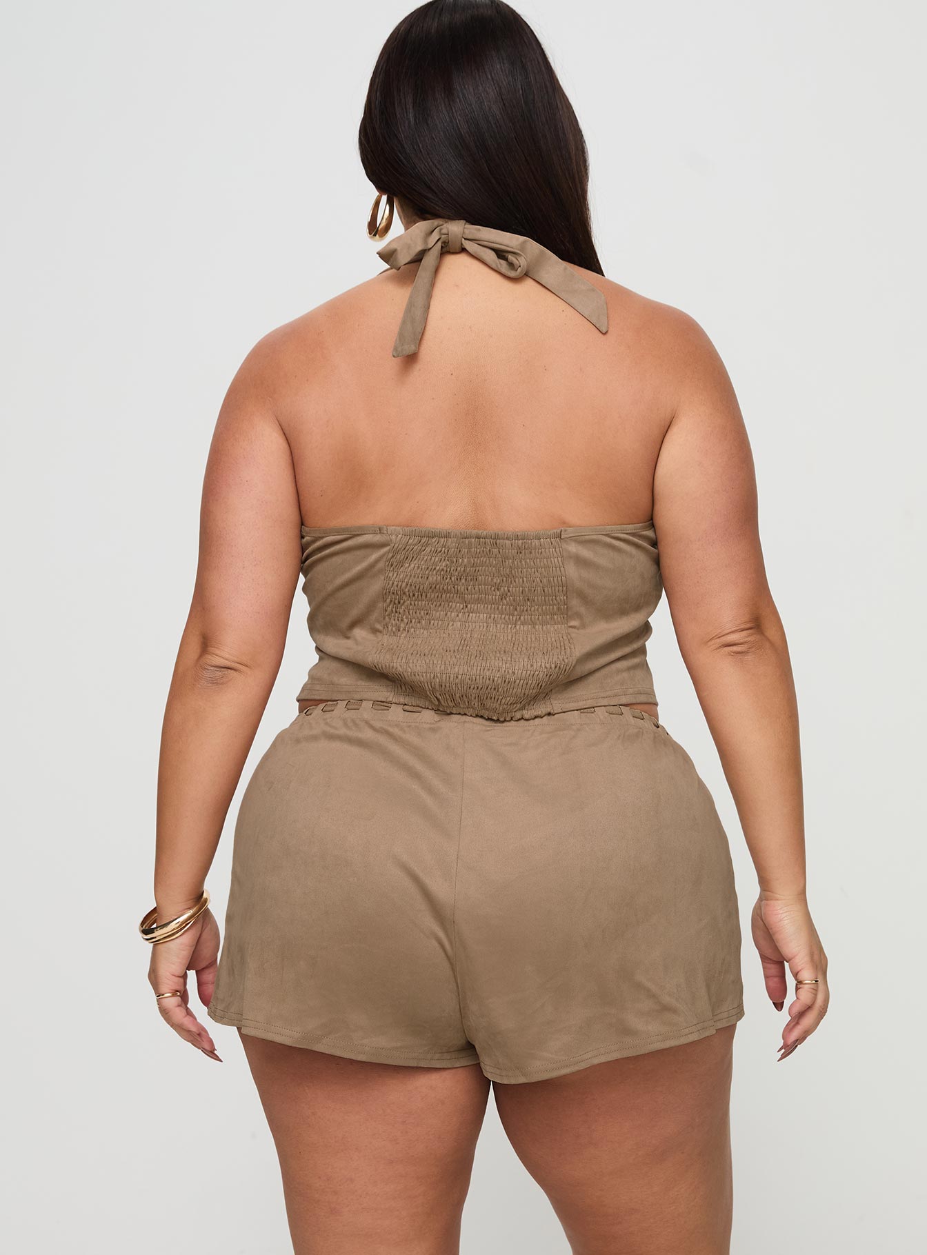 Eternal Youth Faux Suede Short Taupe Curve - Image 5