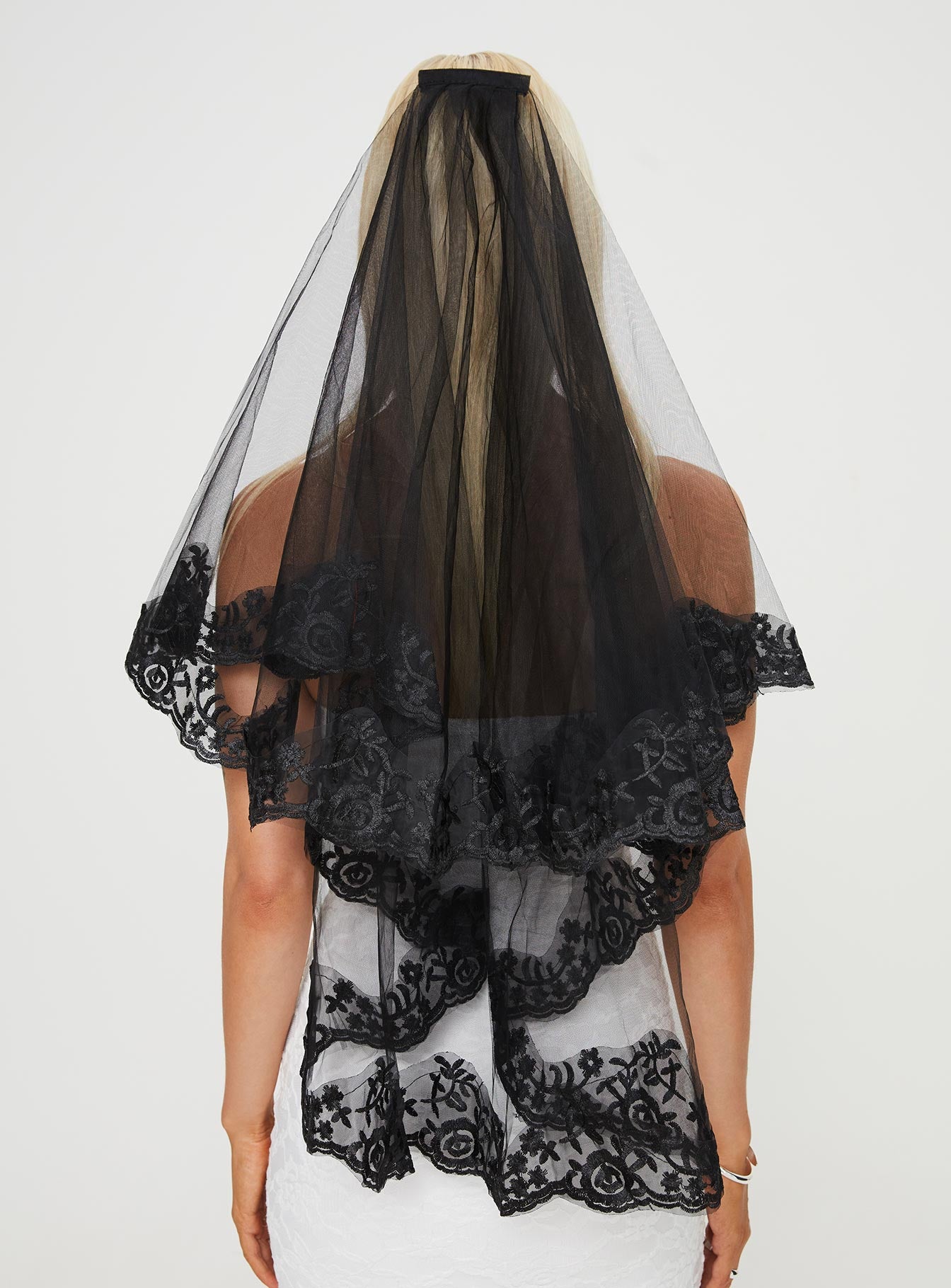 Deadly Veil Black - Image 6