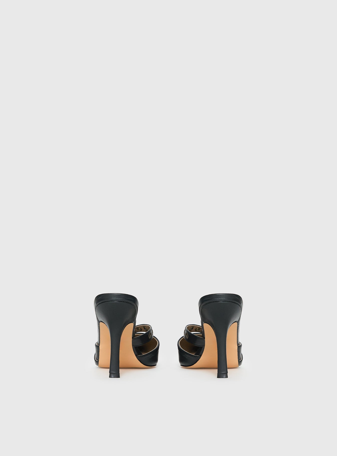 Compelling Pointed Toe Heels Black - Image 4