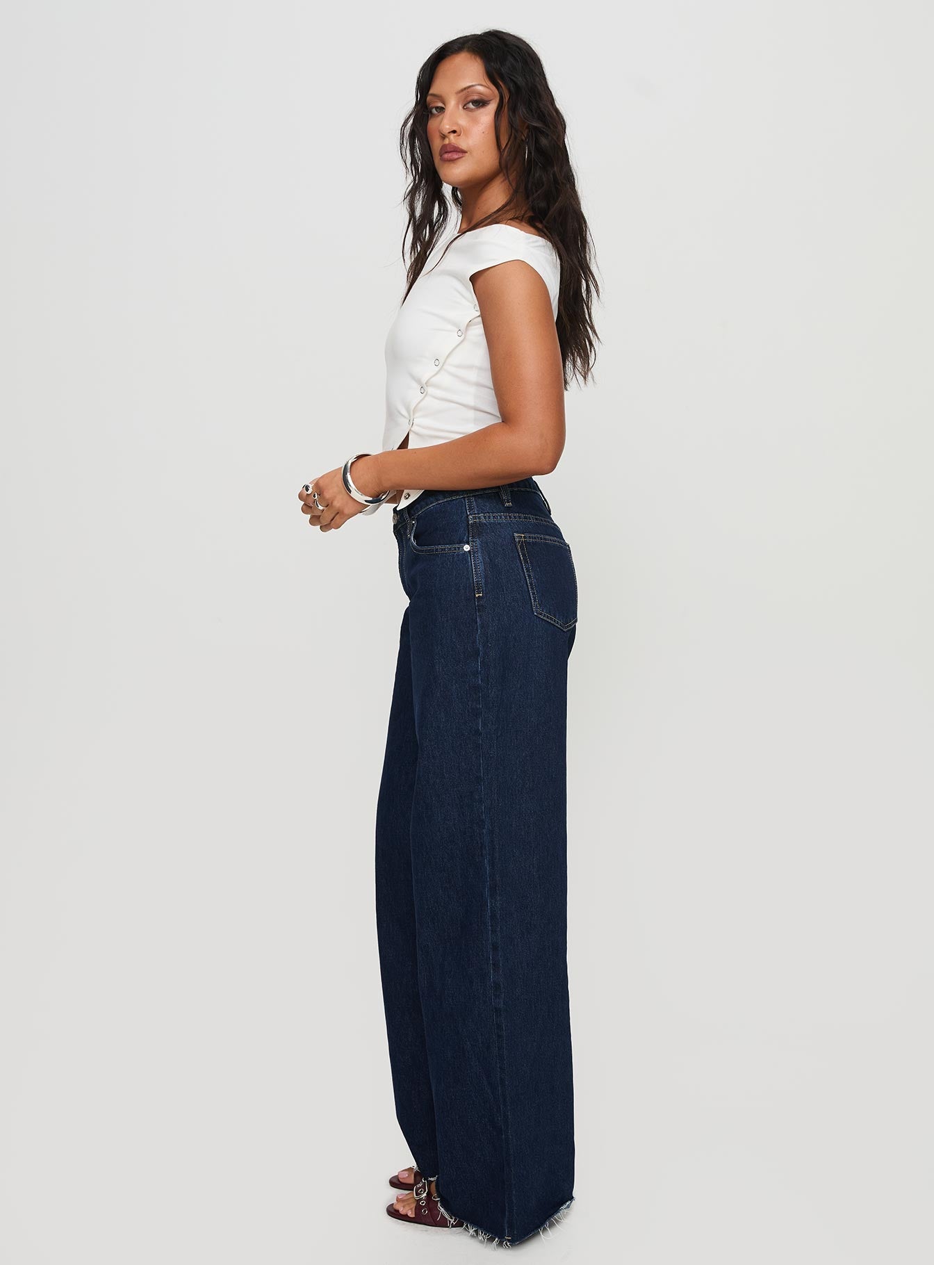 Darla Low Rise Straight Leg Jean Dark Blue Wash - Image 4