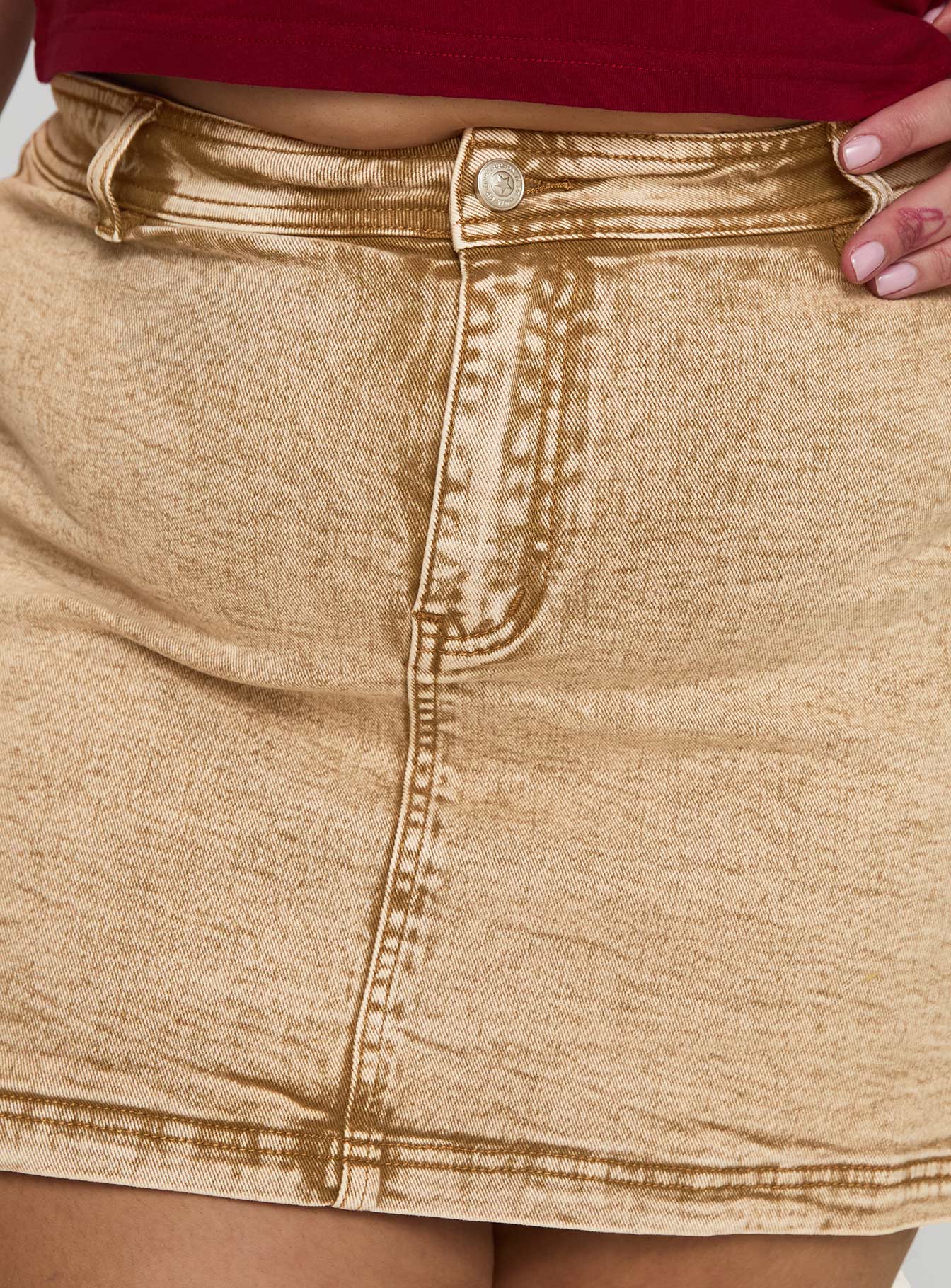 Velveta Low Rise Denim Skirt Camel Curve - Image 6