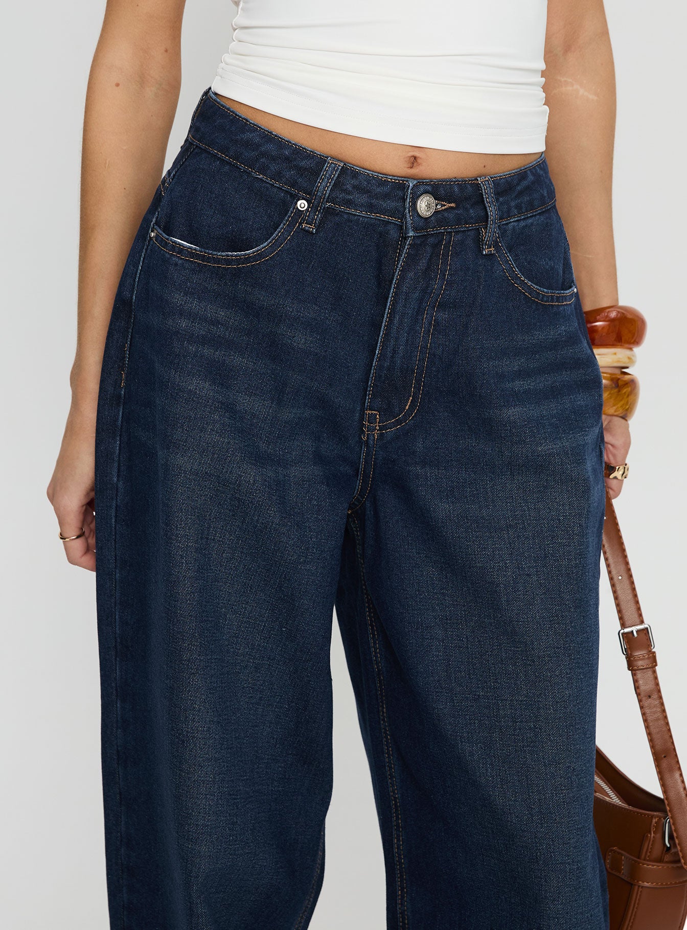Naylor Mid Rise Wide Leg Jeans Mid Blue Denim Petite - Image 6