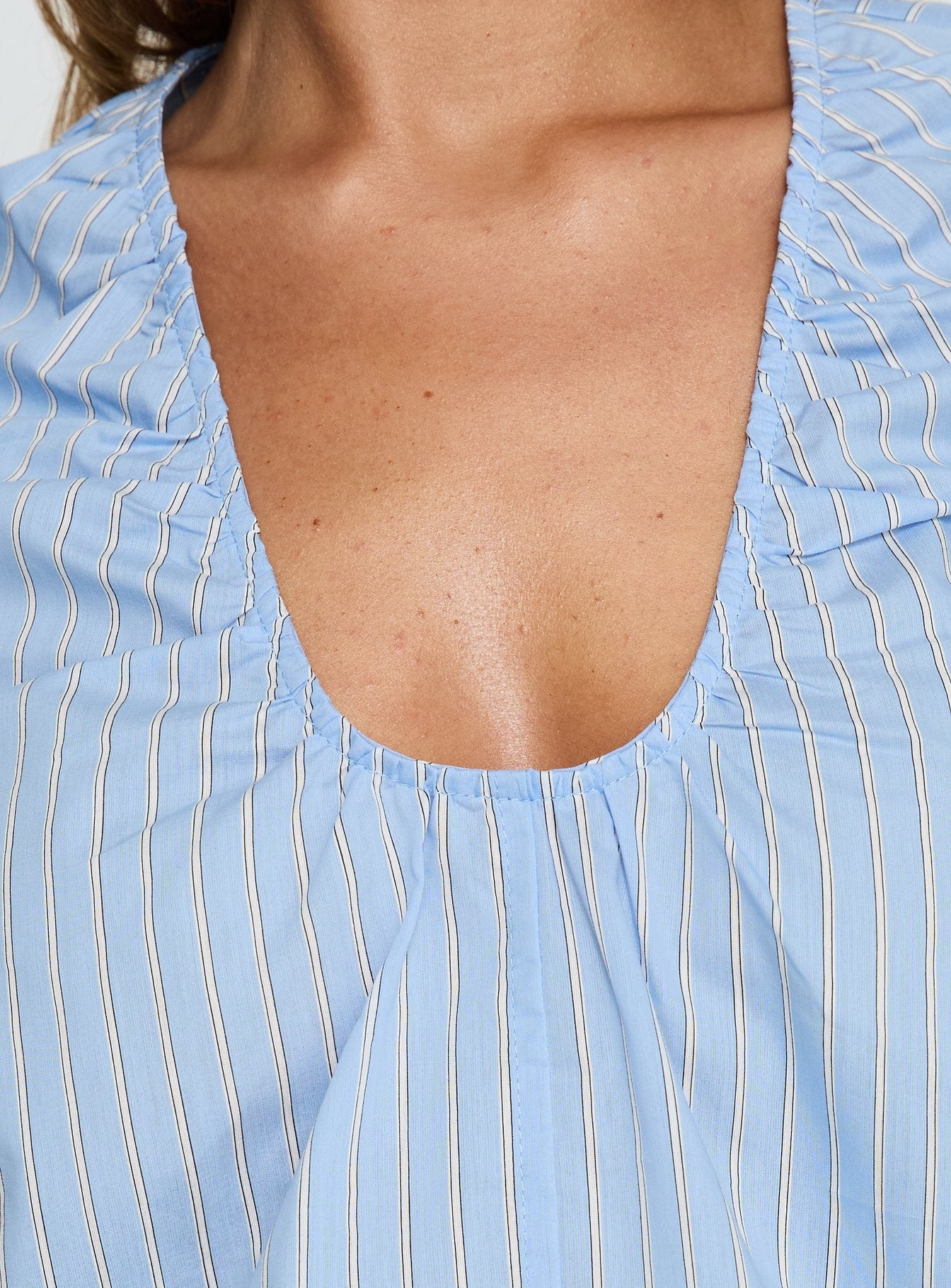 Carambola Ruched Sleeveless Top Blue - Image 5
