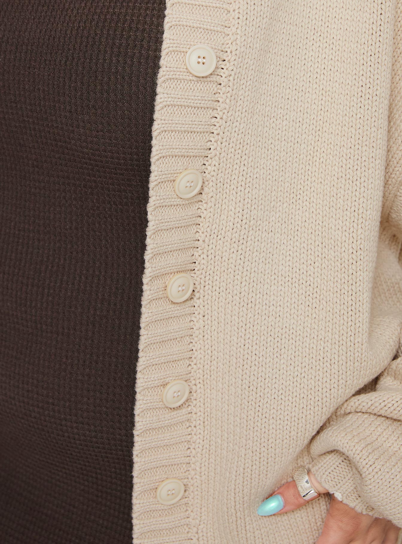 Edern Cardigan Cream Curve - Image 5