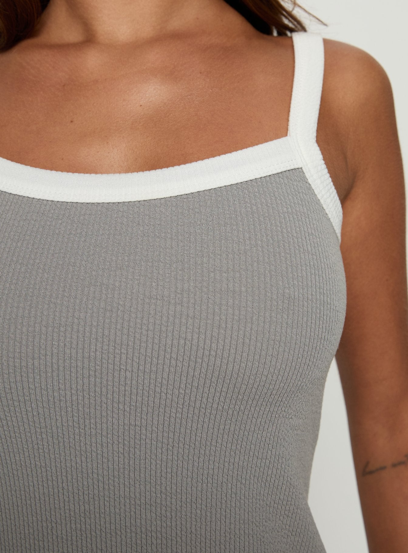 Toree Scoop Back Mini Dress Grey / White - Image 5