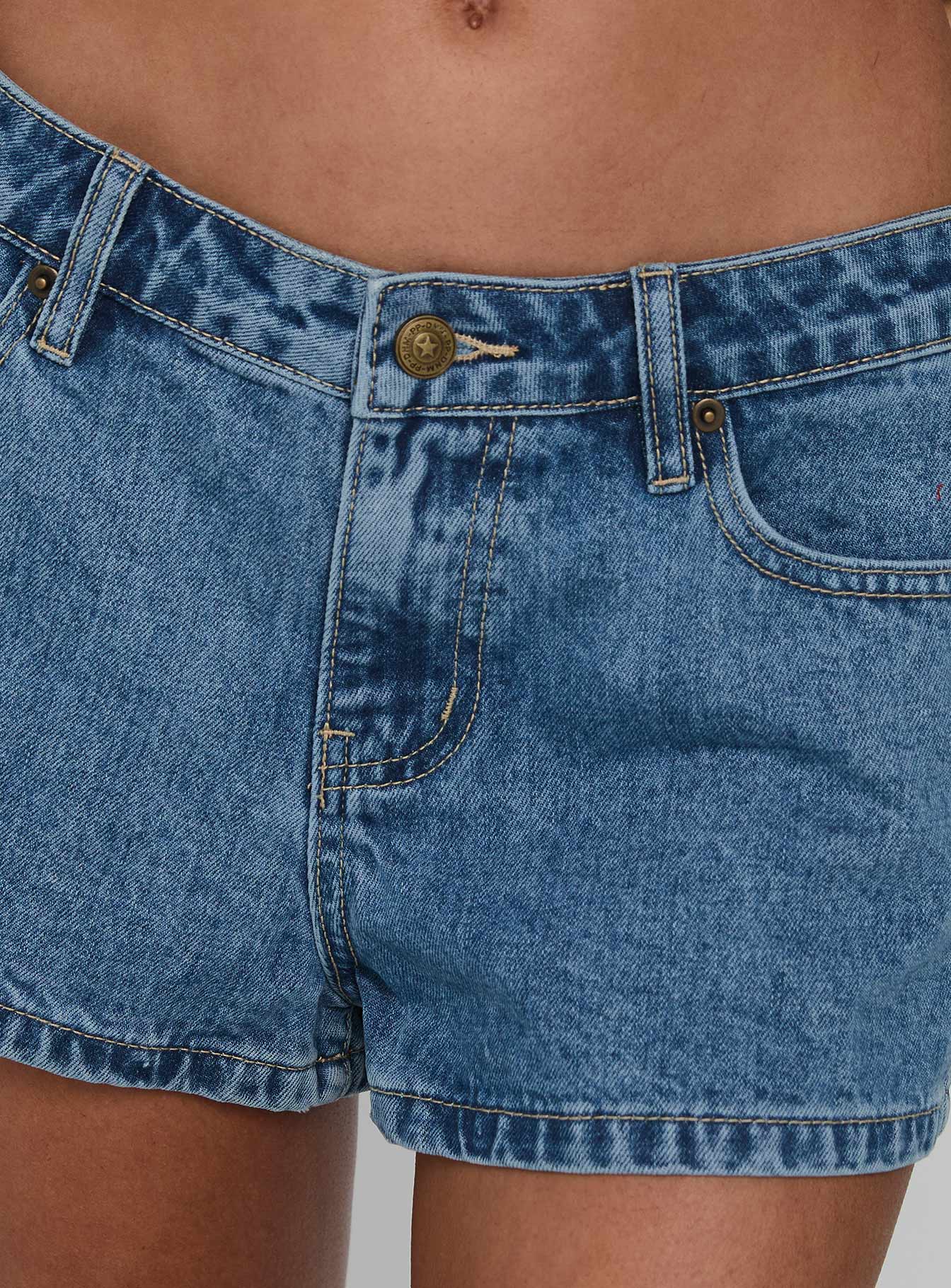 Dreamful Low Rise Mini Denim Shorts Mid Blue Wash - Image 6