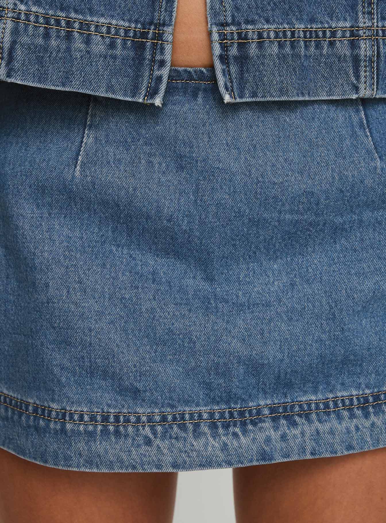 Stefenie Denim Skort Mid Wash Petite - Image 6