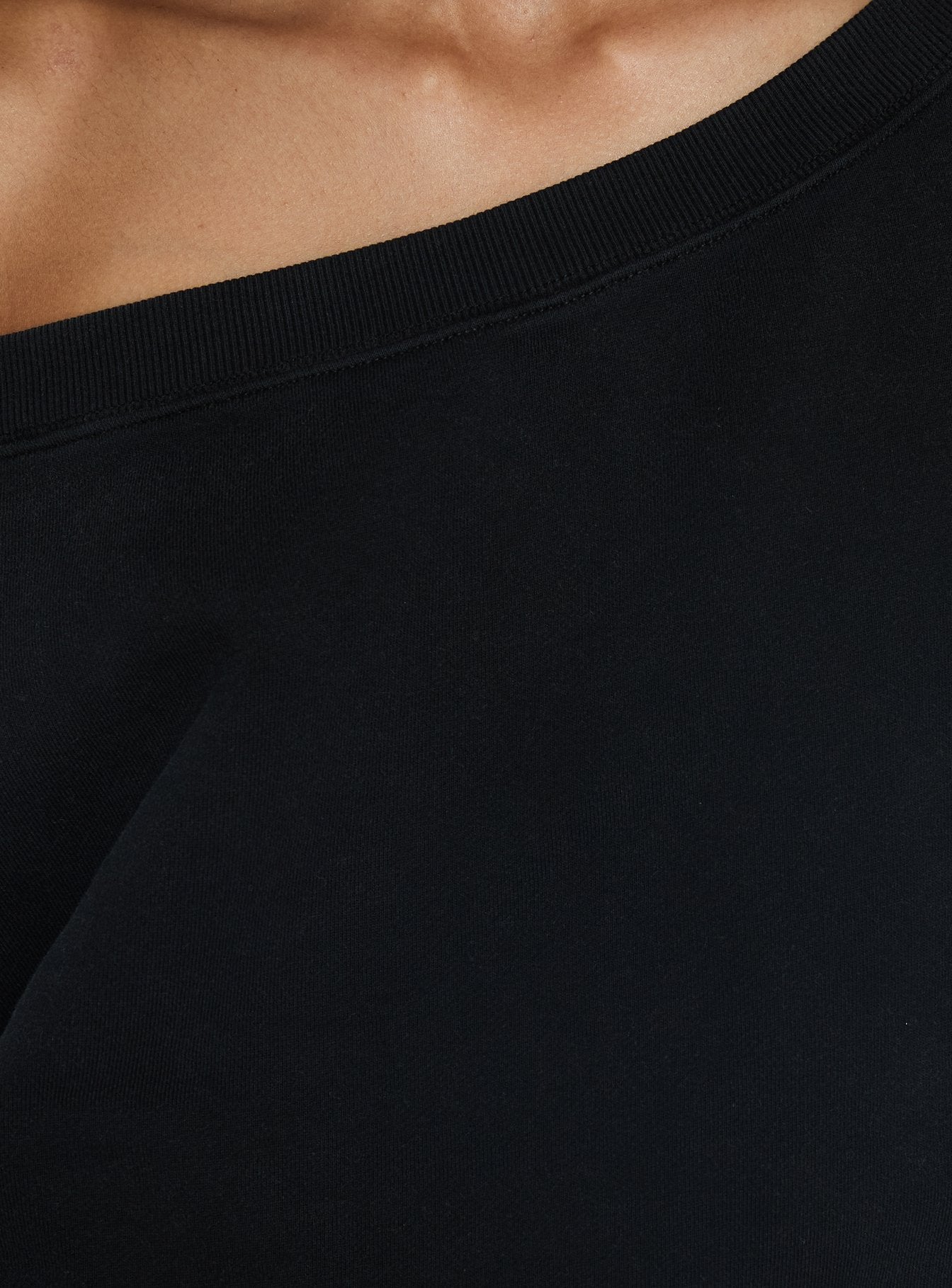 Wellness Off the Shoulder Jumper Washed Black - Image 6