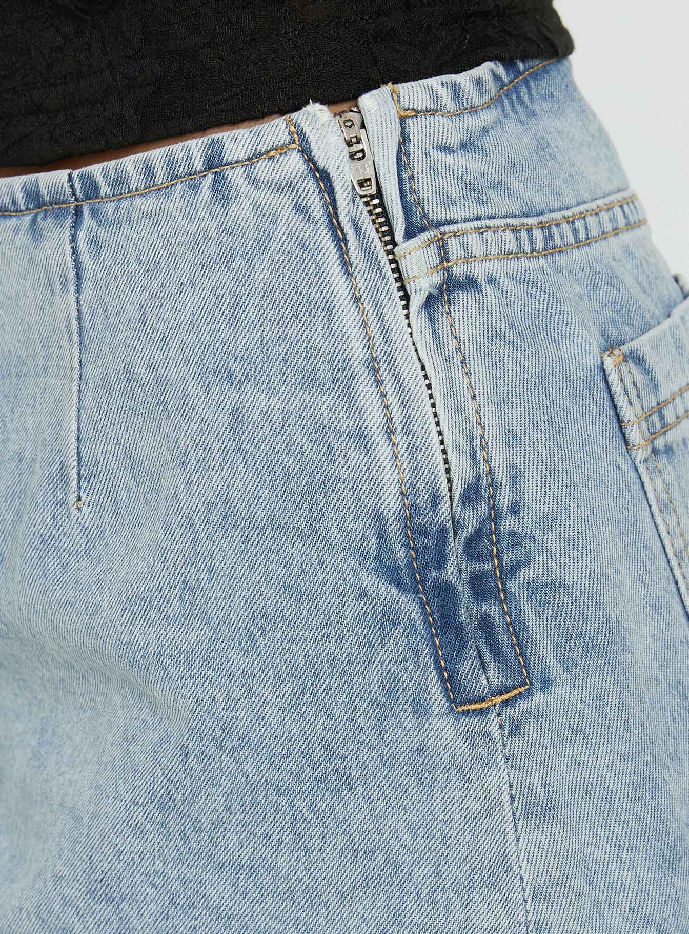 Stefenie Denim Skort Light Blue Wash - Image 7