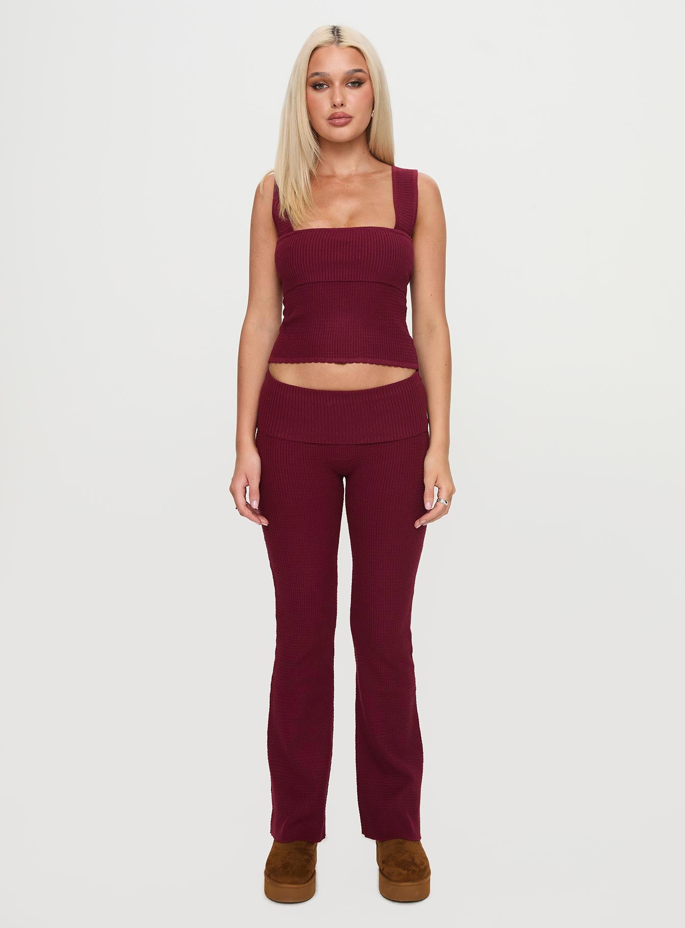 Closed Eyes Flared Pants Maroon - Image 7