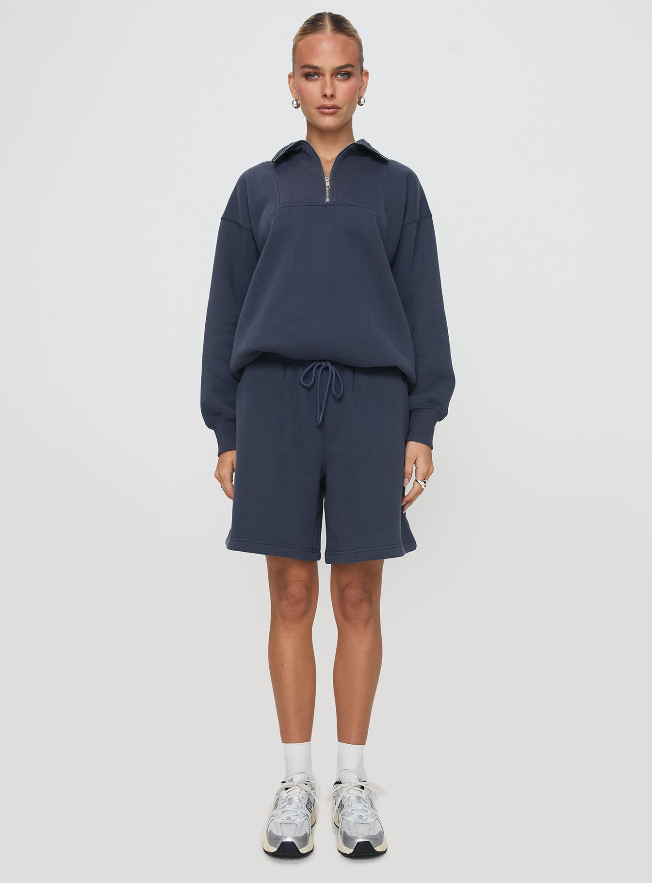 Dream Fleece Longline Shorts Navy - Image 7