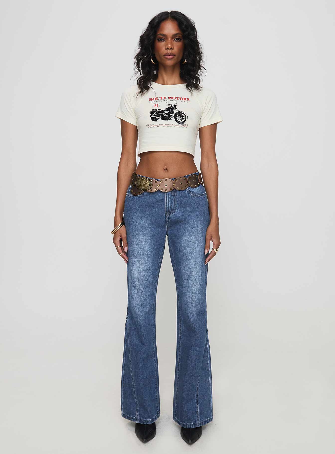 Leslee Mid Rise Flare Jean Mid Wash Blue - Image 7