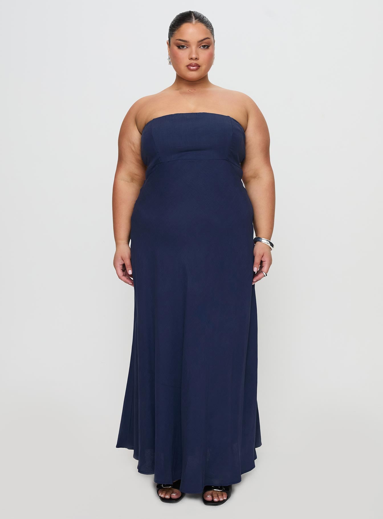 Yahir Strapless Maxi Dress Navy Curve - Image 7