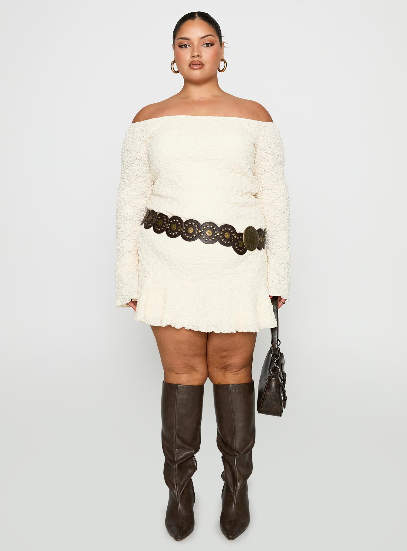 Vancesca Off Shoulder Long Sleeve Mini Dress Curve - Image 7