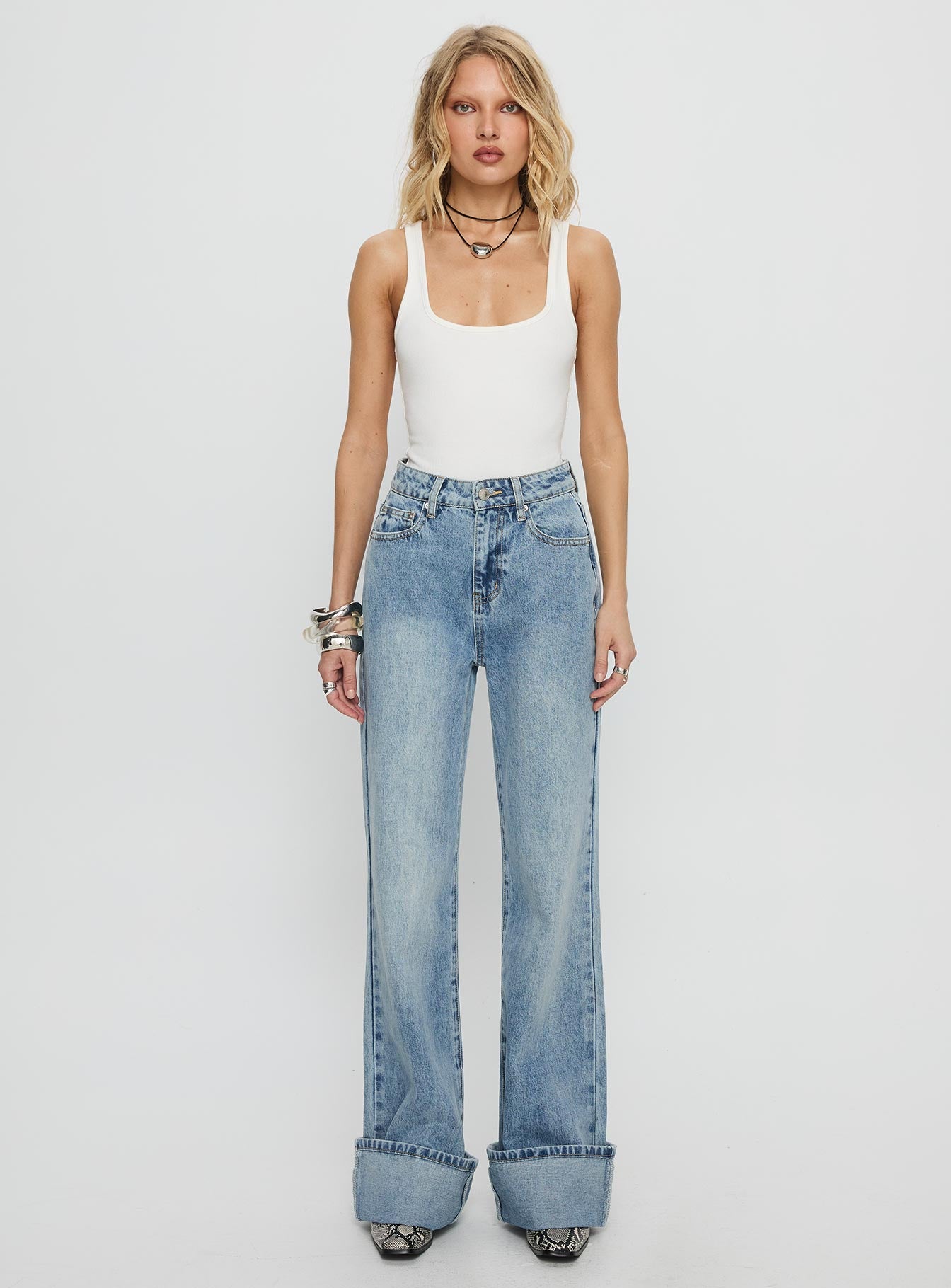 Florida Keys Mid Rise Straight Leg Cuffed Jeans Light Blue Wash - Image 7
