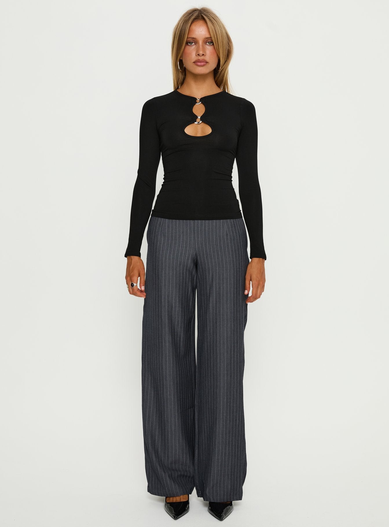 Orlaith Cut Out Long Sleeve Top Black - Image 6