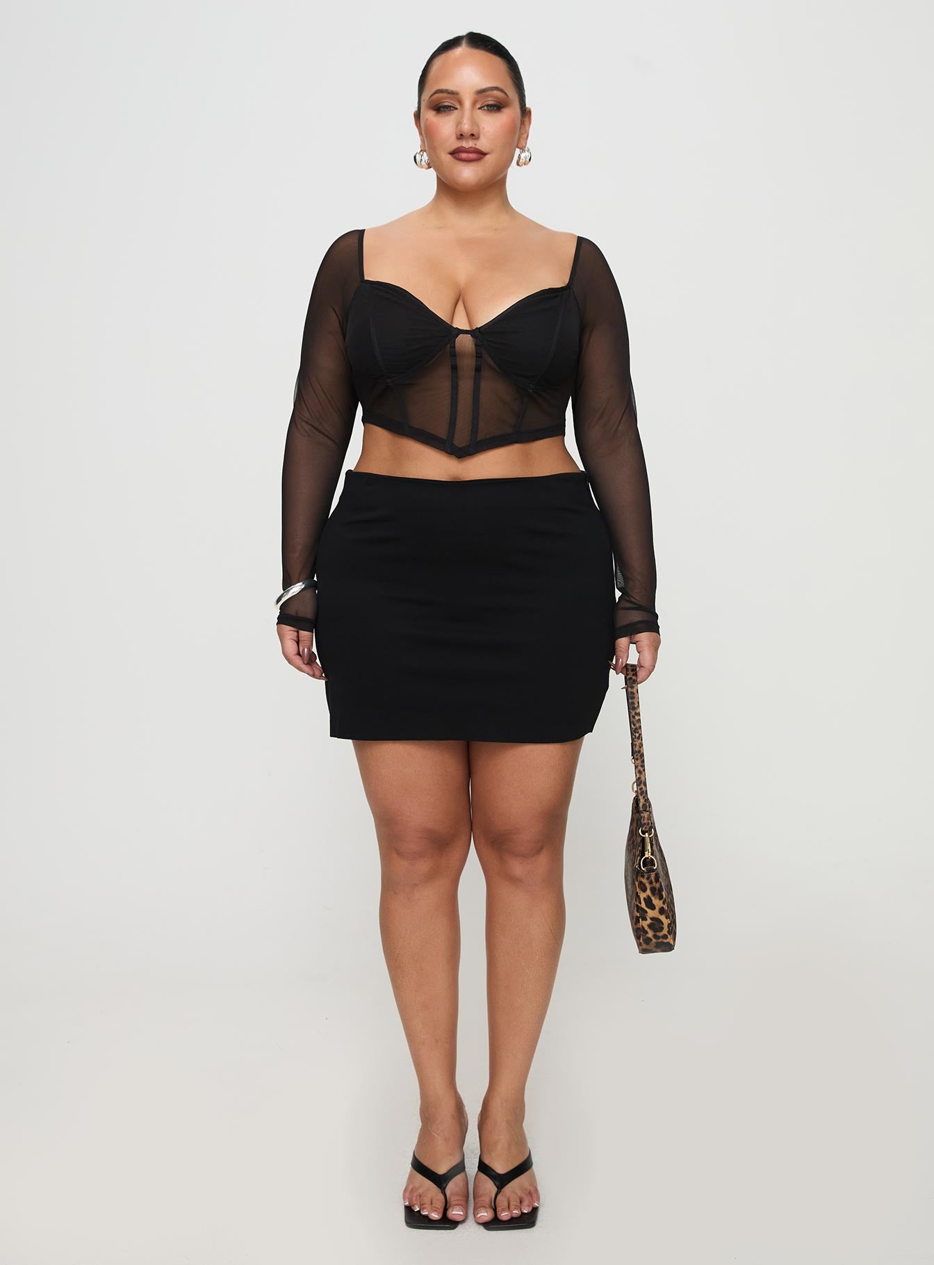 Karley Low Waist Mini Skirt Black Curve - Image 7