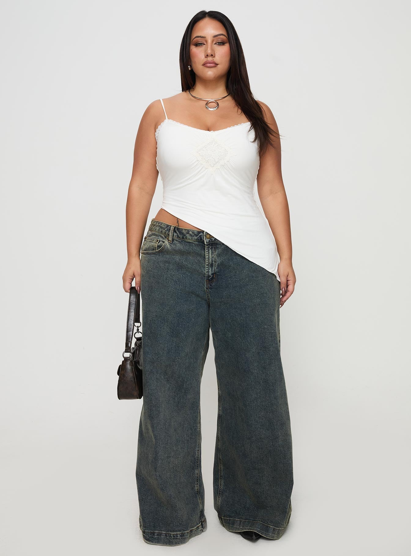 Amabella Asymmetric Top White Curve - Image 7