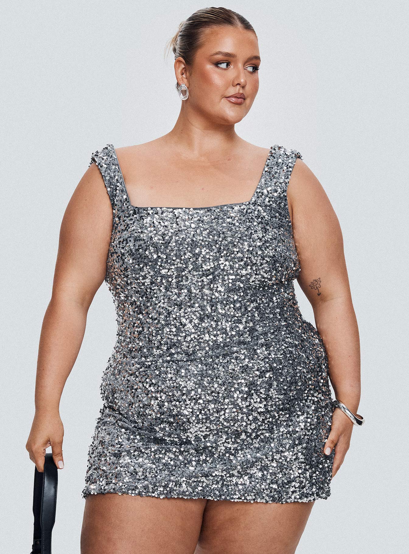 Miss Me Sequin Mini Dress Silver Curve - Image 8