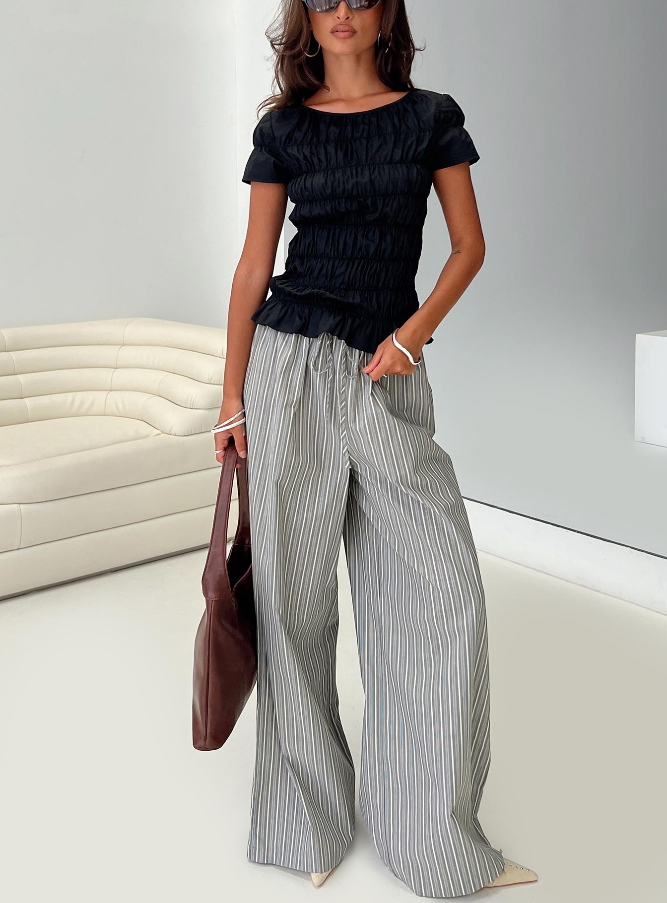 Spoiler Alert Ruched Top Black - Image 8
