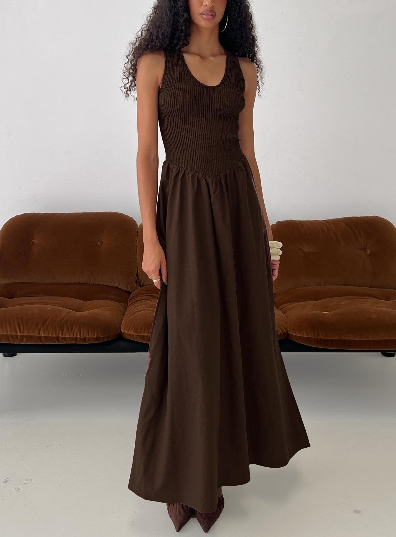 Highgate Drop Waist Pleat Detail Maxi Dress Chocolate - Image 8