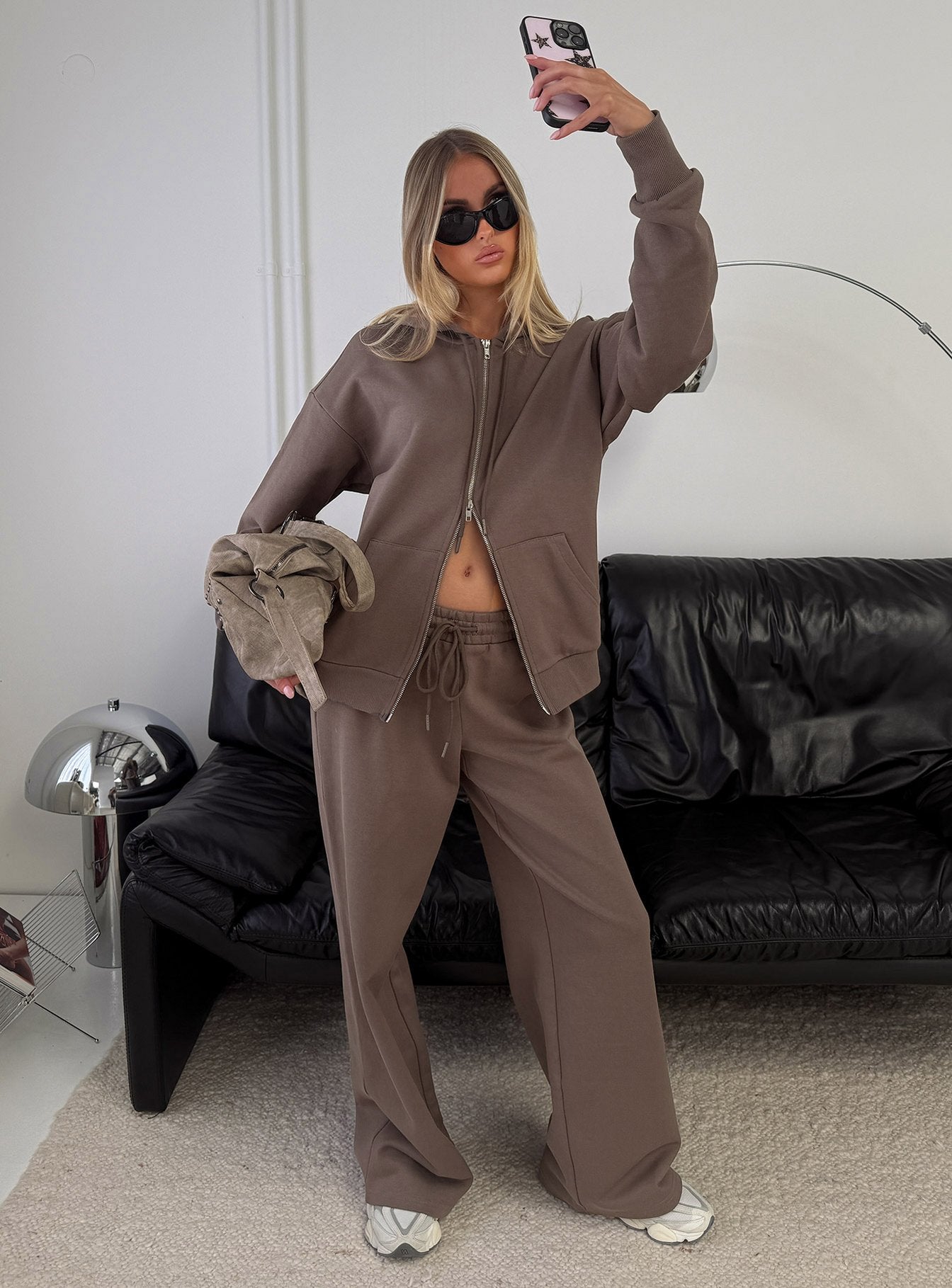 All Day Oversized Hoodie Mocha - Image 9