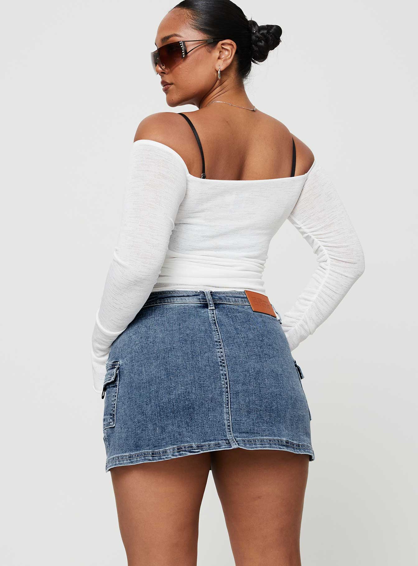Grishea Low Rise Denim Skirt - Image 11