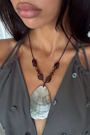 Caught Up Shell Pendant Necklace Multi
