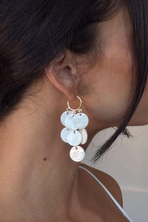 Elizabette Shell Earrings White