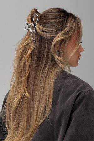 Ellarah Hair Clip Silver