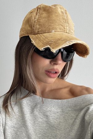 Fryda Distressed Cap Washed Brown
