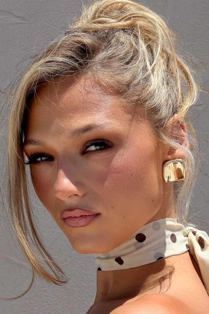 Lysandra Earrings Gold