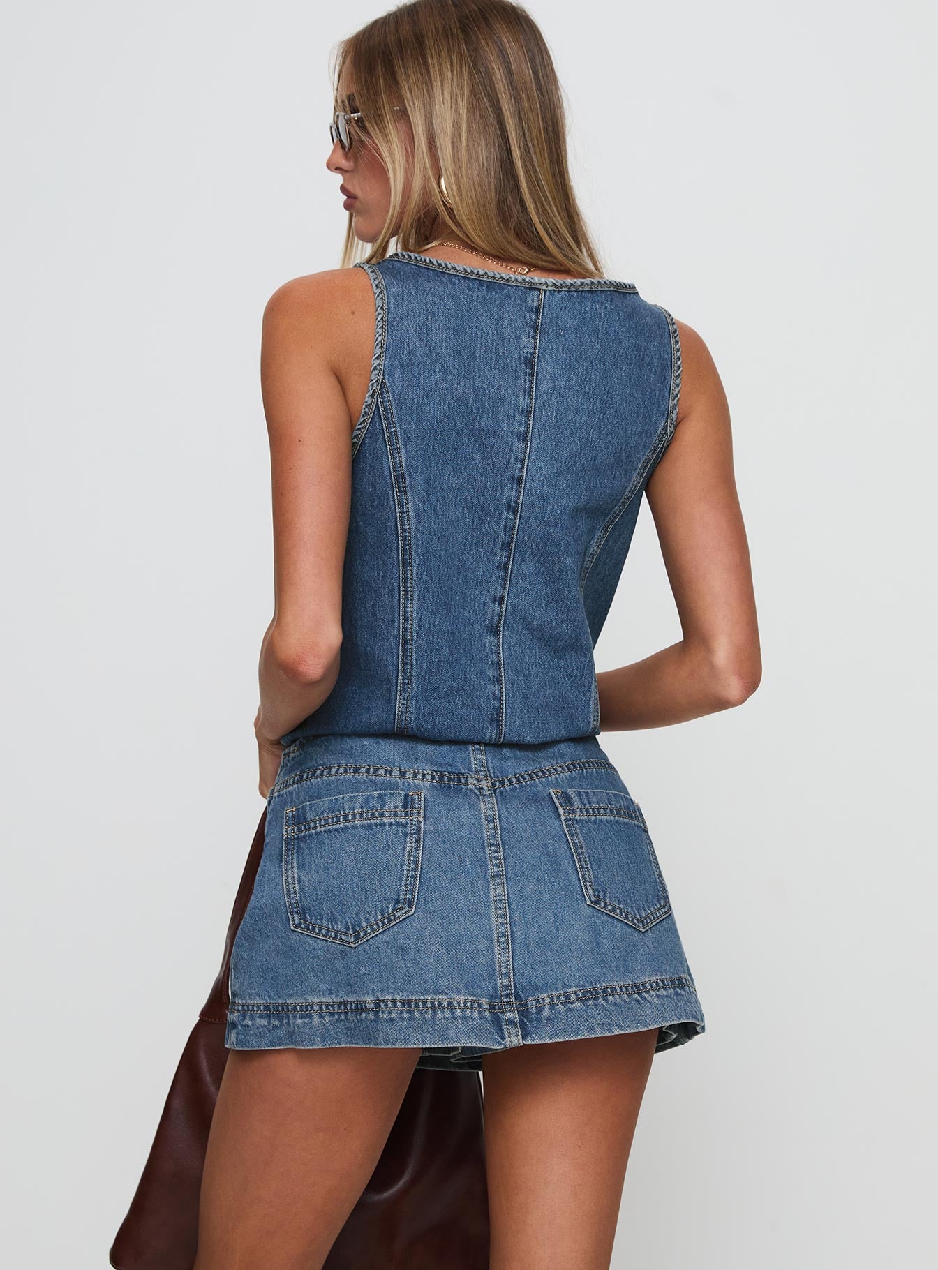 Stefenie Denim Skort Mid Wash Petite - Image 5