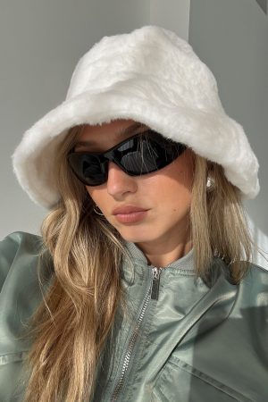 Theo Plush Bucket Hat White