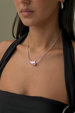 Living Large Pendant Necklace Pink